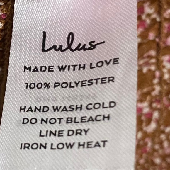 Lulu’s Brown Floral Flowy Sleeves Smocked Hem V-Neck New With Tags-M - Picture 7 of 9